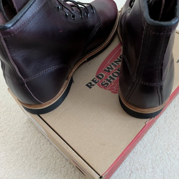 Red Wing Beckman Boot in Black Cherry, 11D - Picture 15 of 16